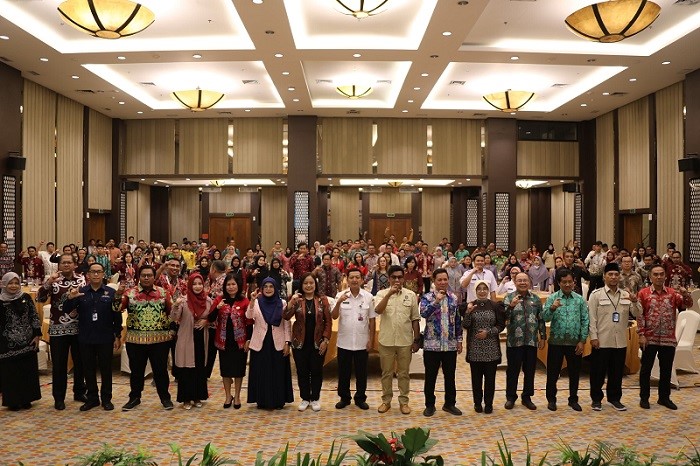 Staf Ahli Gubernur Kalimantan Tengah Resmikan Rapat Koordinasi PPID 2024