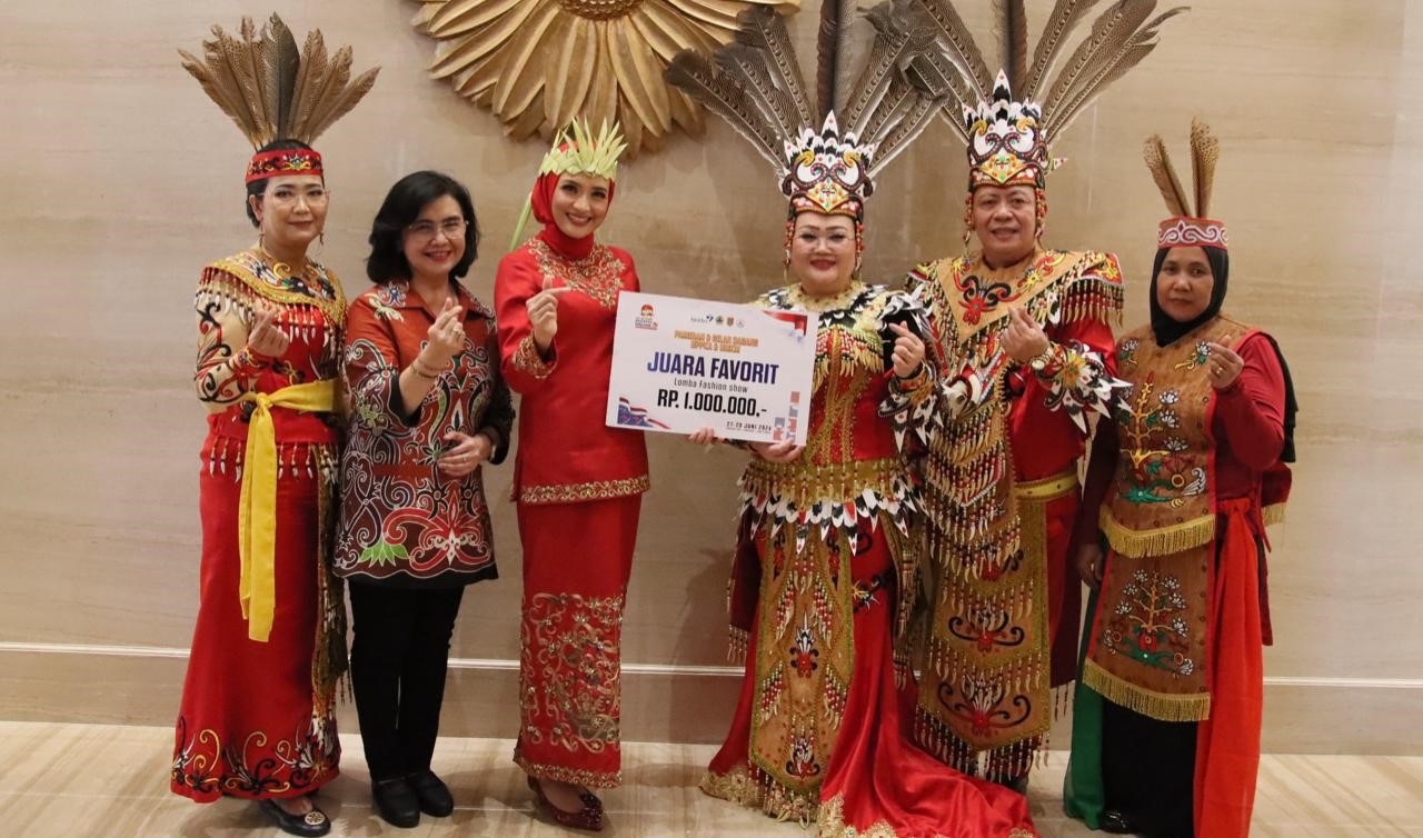 Ivo Sugianto Sabran Hadiri Demonstrasi Produk Unggulan UPPKA di Peringatan HARGANAS ke-31