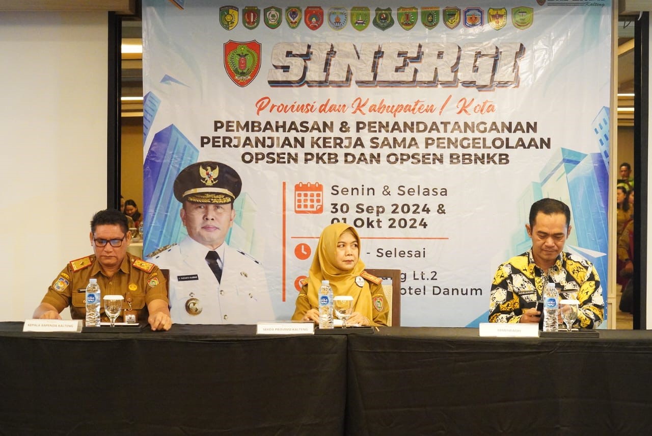 Rapat Koordinasi Pembahasan dan Penandatanganan PKS Pengelolaan Opsen Pajak Kendaraan Bermotor di Kalimantan Tengah