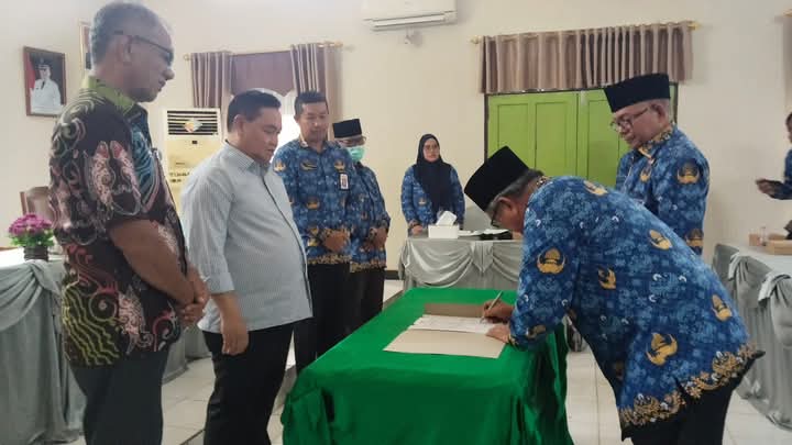 Bupati Kotim Lepas Kadis DLH Purna Tugas