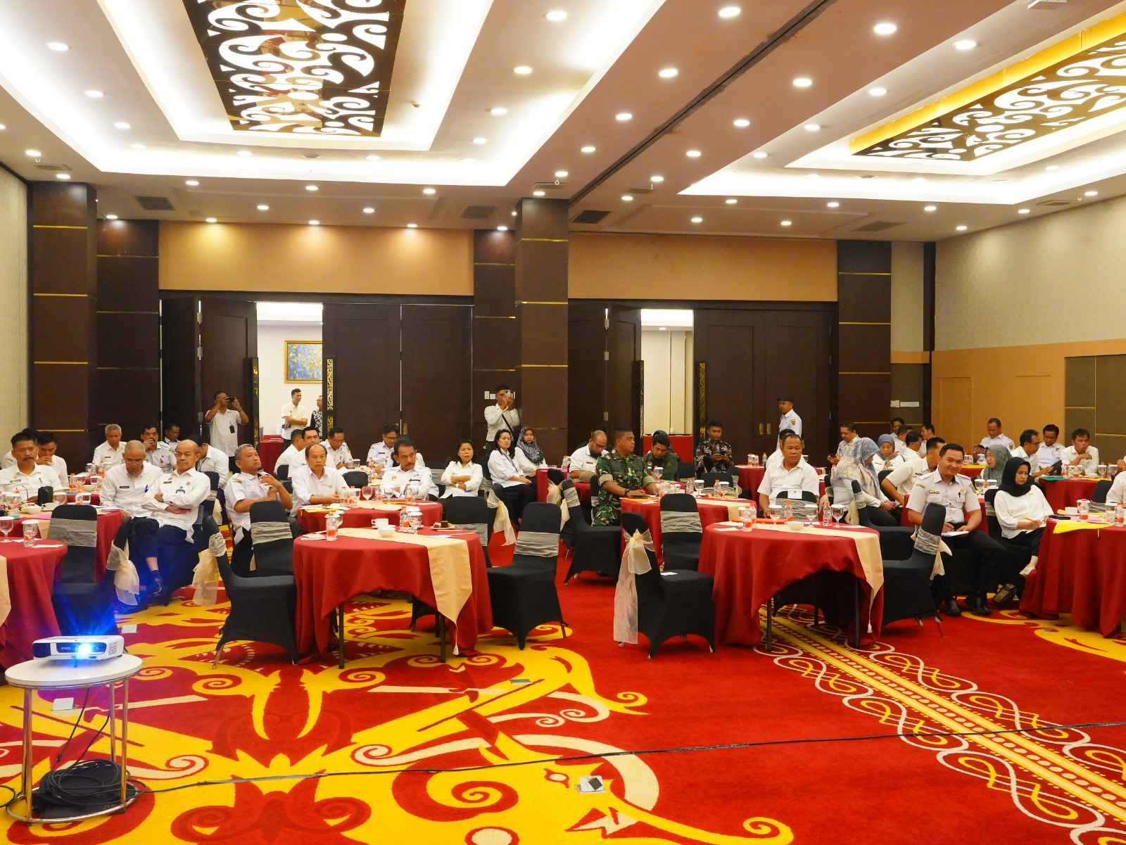 Badan Kesbangpol Adakan Dialog Ketahanan Ekonomi Provinsi Kalimantan Tengah Tahun 2024