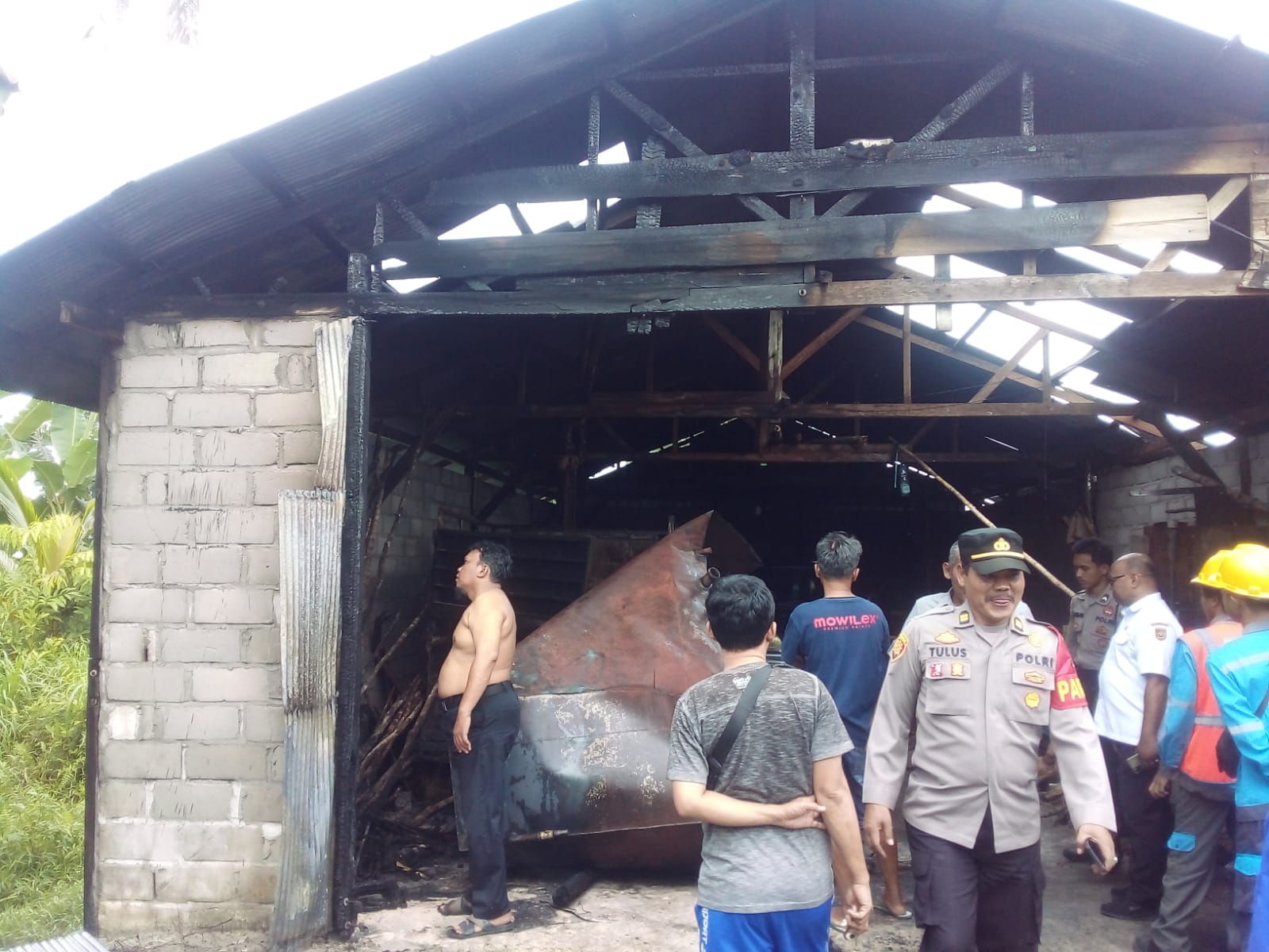 Ledakan Hebat Gudang BBM di Pangkalan Bun, Pria 70 Tahun Tewas Terpental