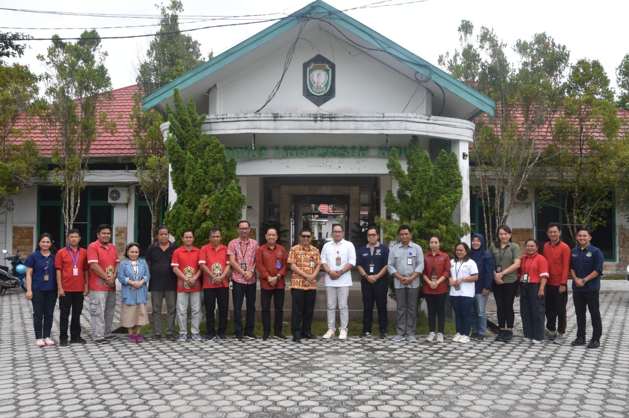 Kunjungan Pj Sekda Katingan ke DLH Minta Aktifkan Program Jumat Bersih