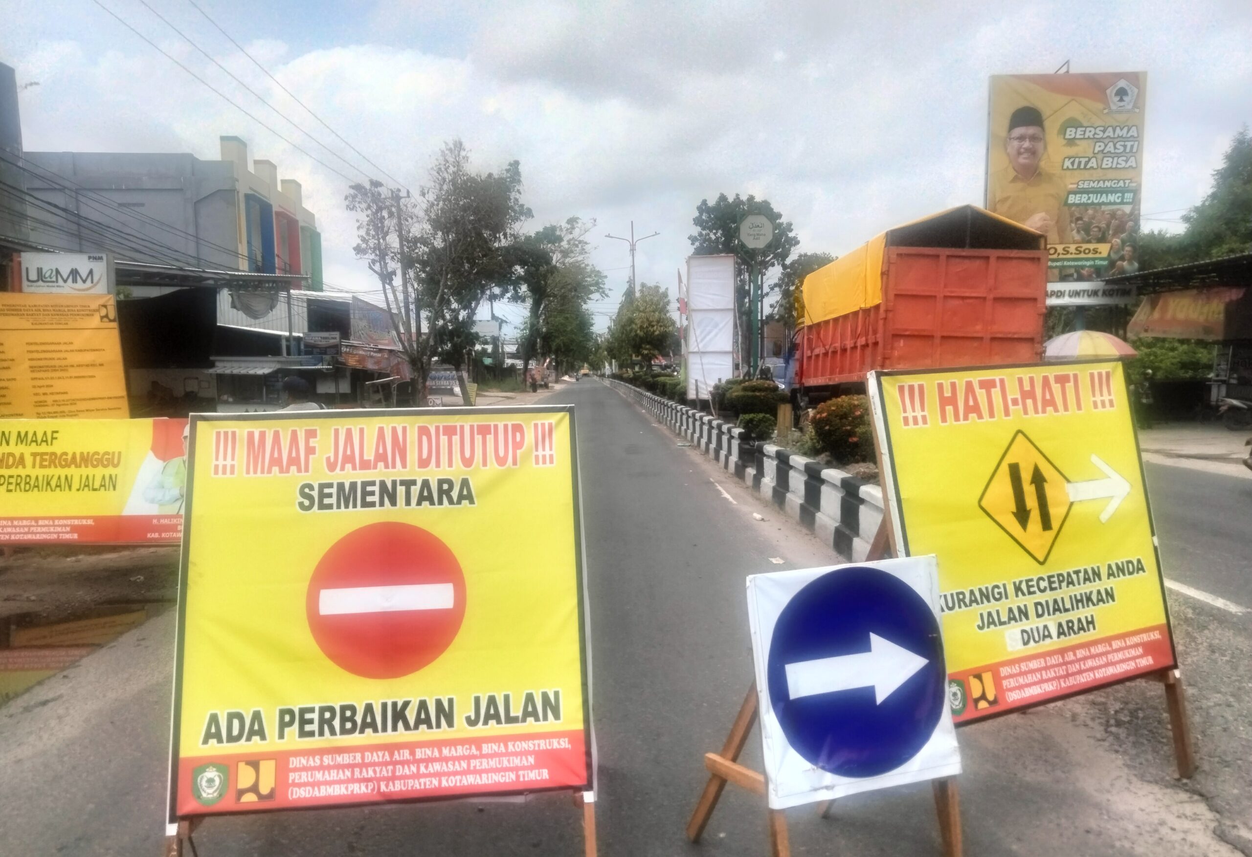 Pemkab Kotim Rekonstruksi 178 Jalan dan 42 Gang Selama 2024