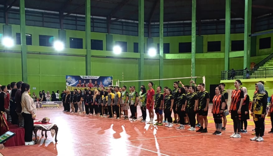 Pemkab Kotim Gelar Turnamen Voli antar OPD