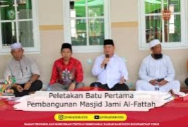 Bupati Kotim Letakan Batu Pertama Masjid Jami Al-Fattah Desa Bagendang Hulu