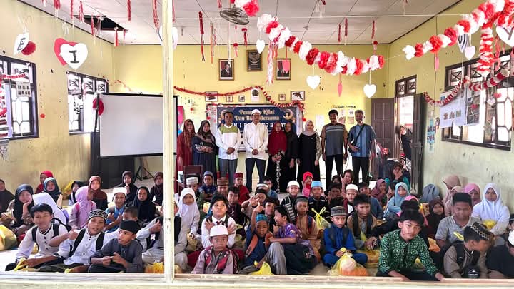 SDN 1 Baamang Barat Gelar Buka Bersama dan Bagikan Sembako Ramadhan untuk Siswa