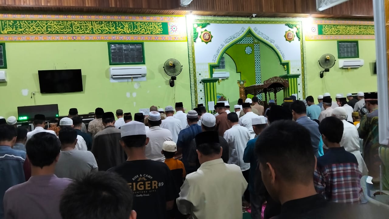 Masya Allah, Hari Ketiga Tarawih di Masjid Babusalam Pinang Merah Penuh Jamaah