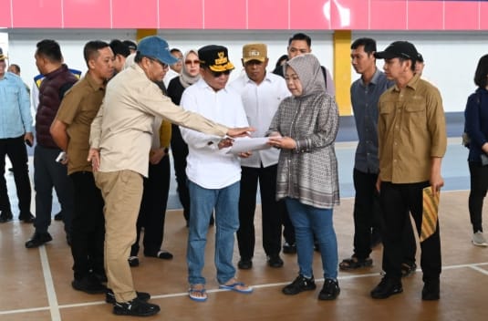 Bupati Kobar Dampingi Gubernur Tinjau Sport Center, Rencana Kolam Renang Baru Disiapkan