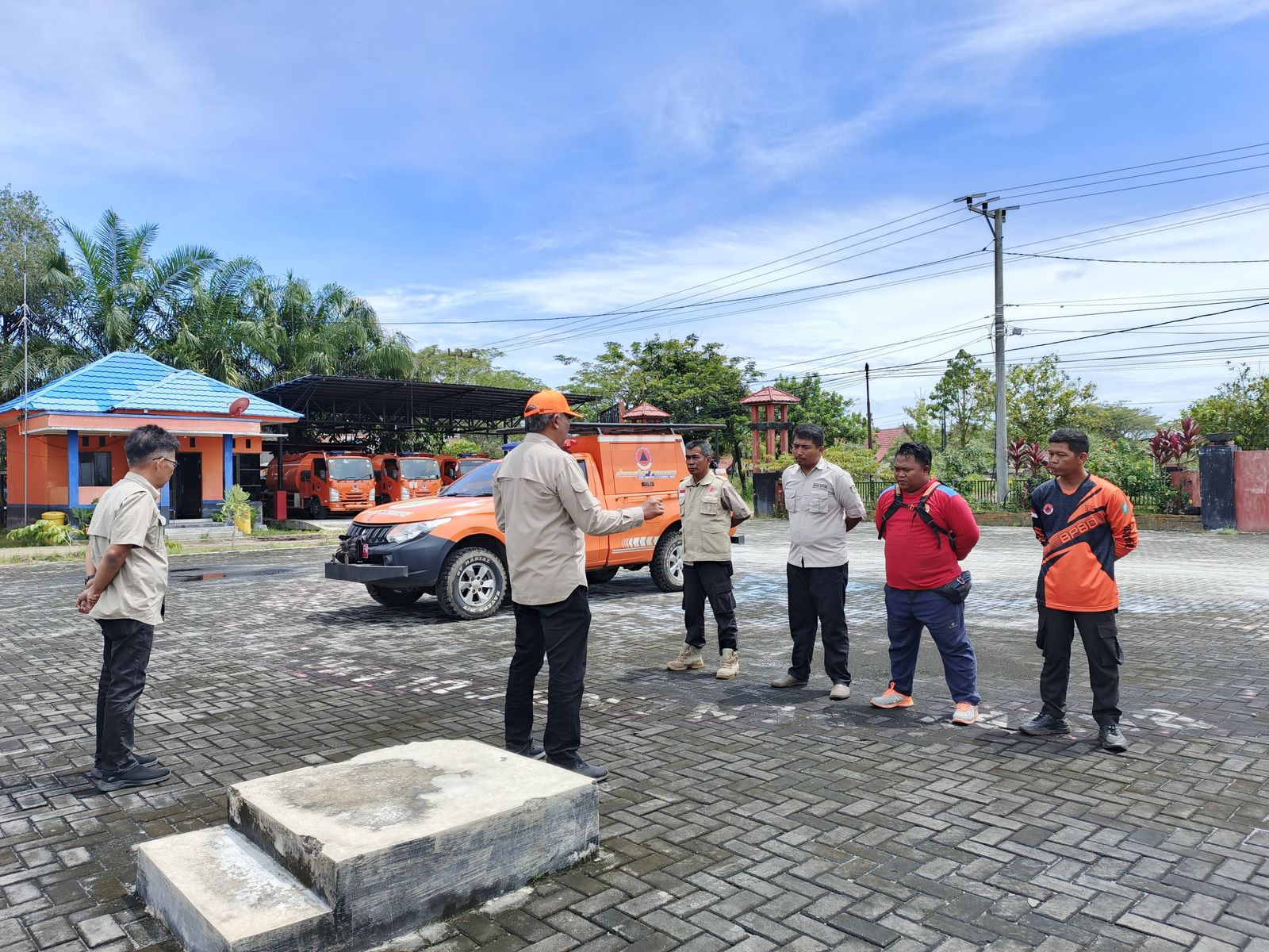 Tim BPBD Kotim Lakukan Pencarian Penumpang Kapal yang Lompat di Muara Sampit