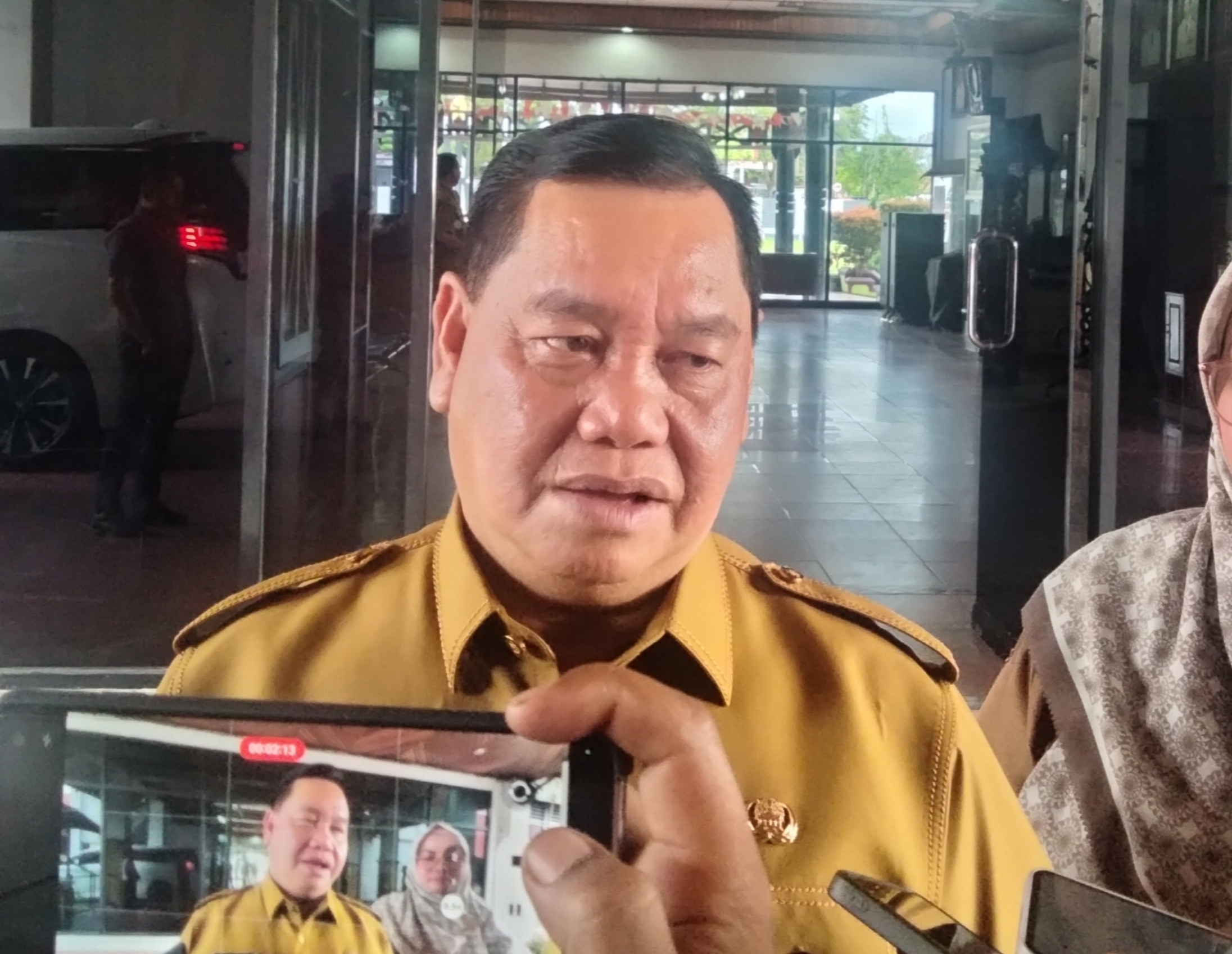 Bupati Kotim Minta Disdik Susun Formulasi Pendidikan Gratis