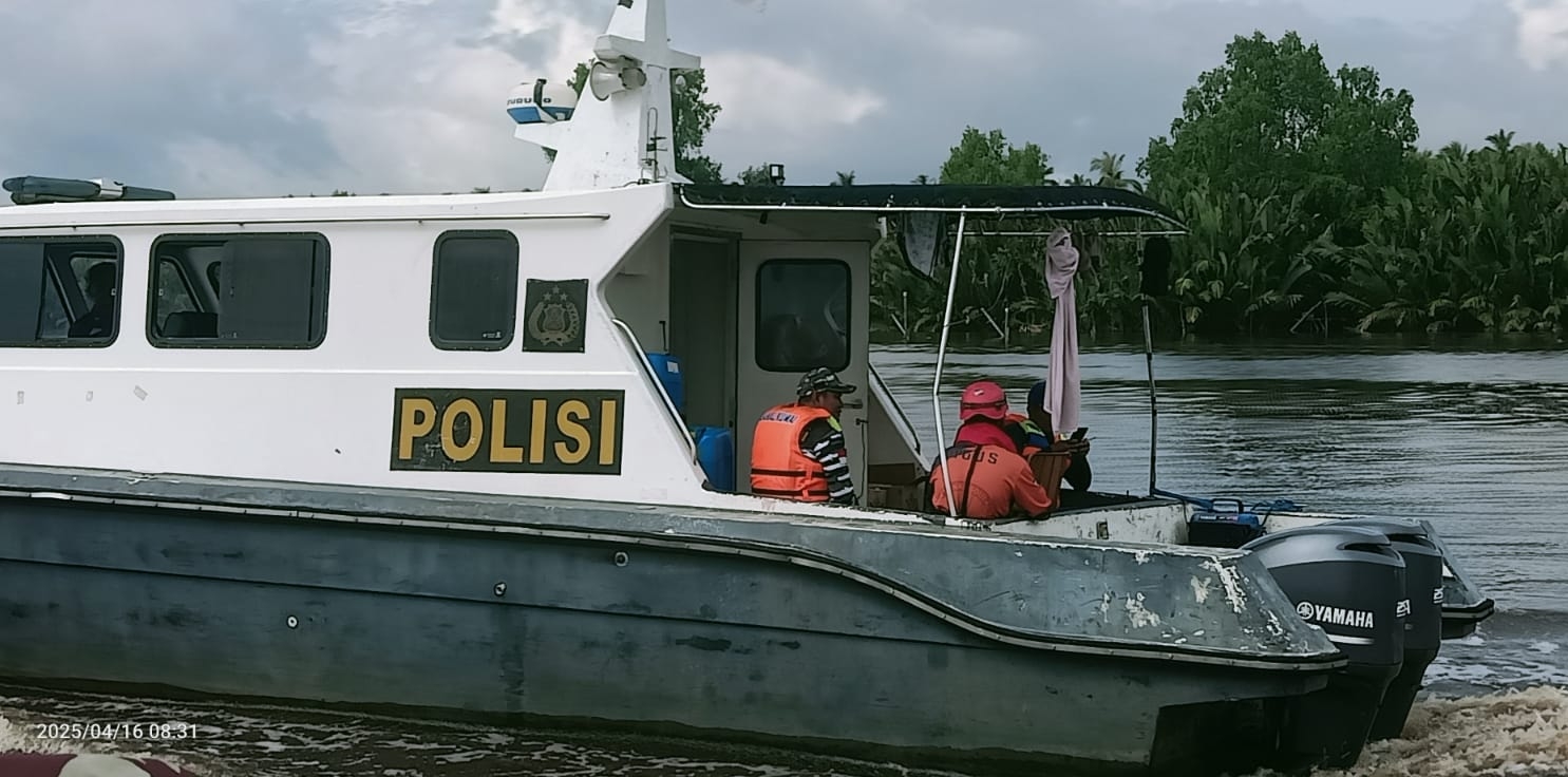 Pencarian Penumpang Kapal yang Loncat ke Laut di Muara Teluk Sampit Terus Dilakukan 