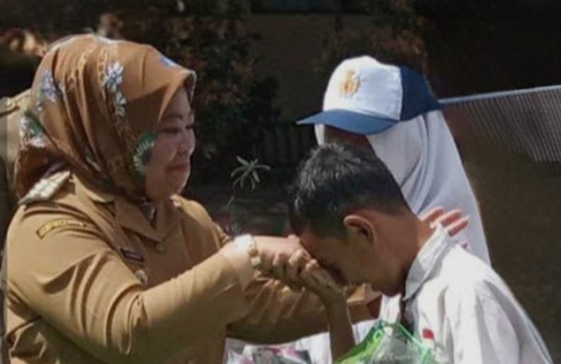 Bupati Kobar Larang Keras Pungutan di Sekolah, Langgar Aturan akan Disanksi Berat