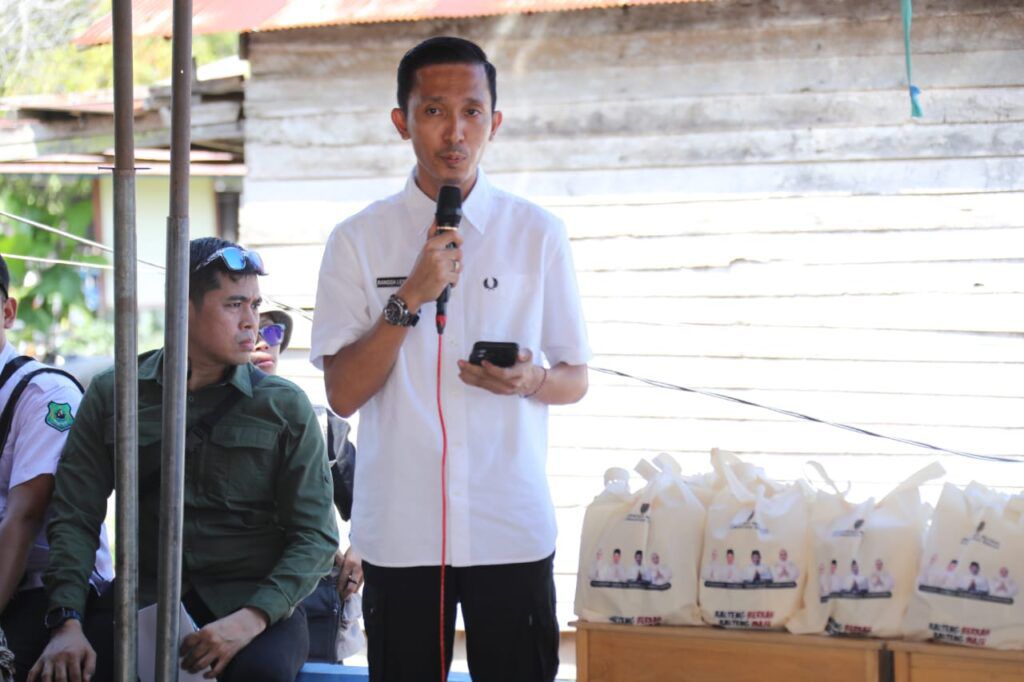 Pasar Murah di Kapuas: Masyarakat Bisa Tebus Paket Sembako Hanya Rp 15 Ribu