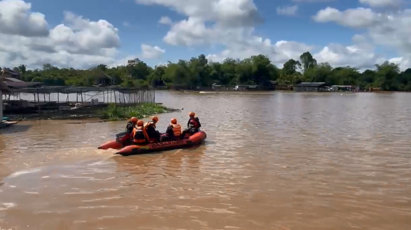Pemancing Hilang Tenggelam di Sungai Kahayan Usai Terpeleset dari Lanting