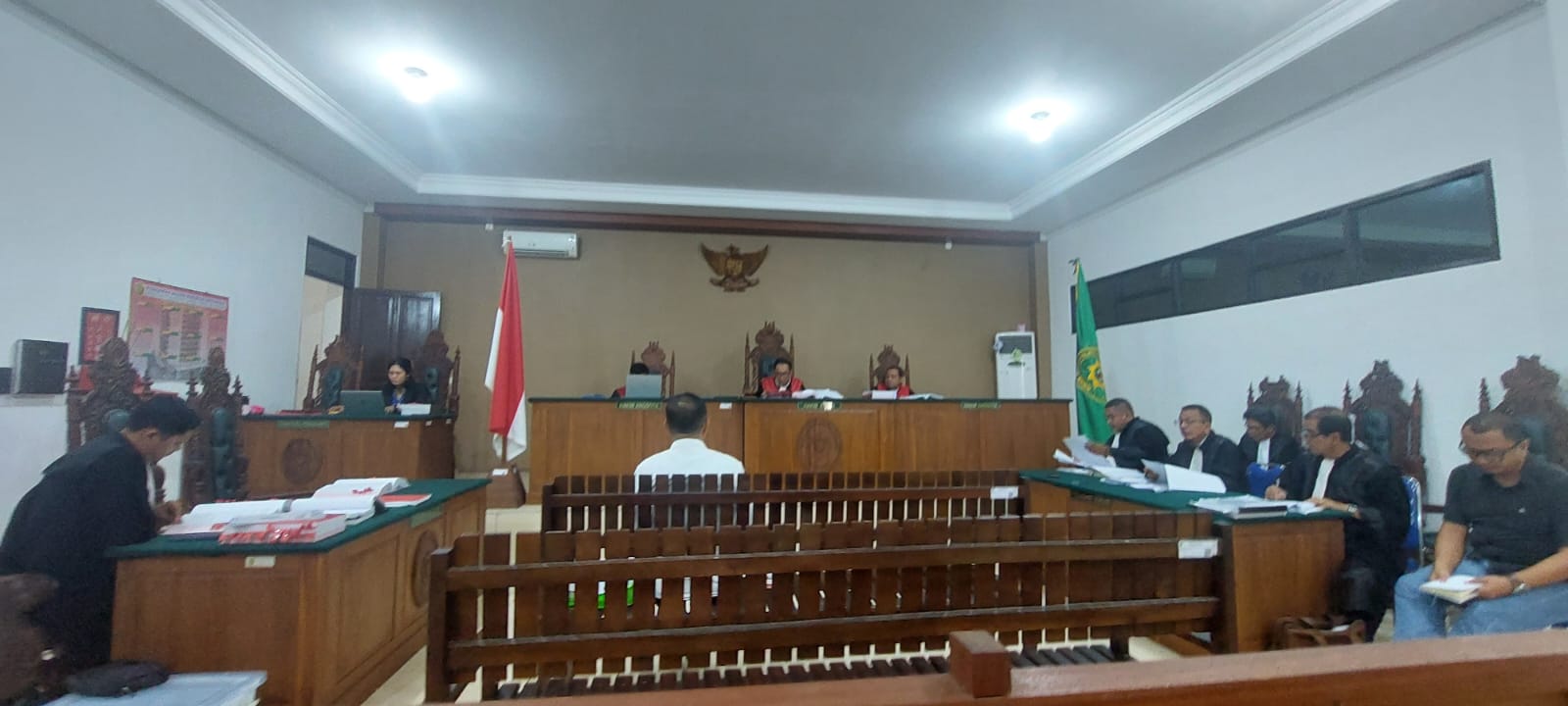 Buka-bukaan di Tipikor, Risnaduar Akui Serahkan Uang ke Mantan Bupati Katingan