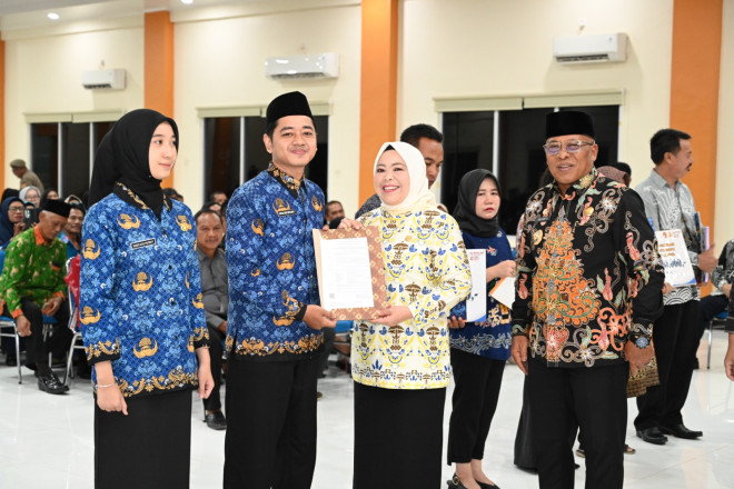 110 CPNS Formasi 2024 Terima SK Pengangkatan, Bupati Kobar: Jadikan Awal Pengabdian Terbaik