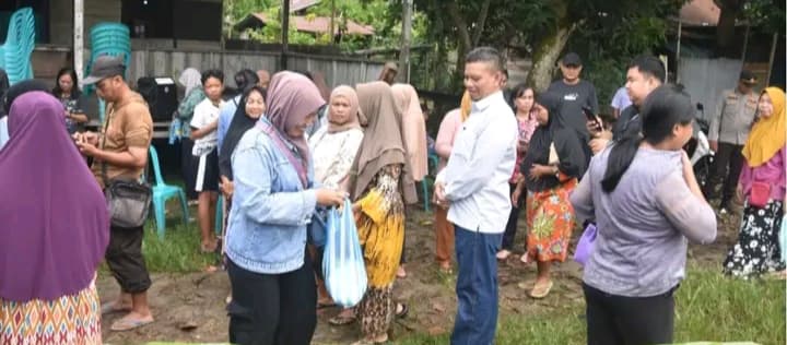 Gerakan Pangan Murah Hadir di Kasongan, Warga Antusias Belanja