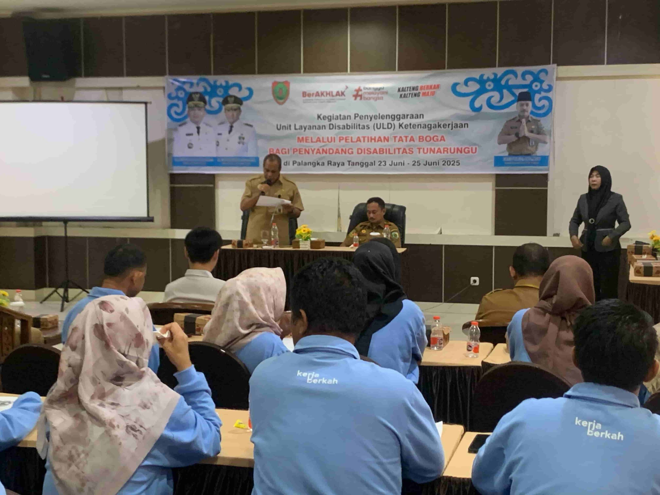 Ciptakan Akses Kerja Inklusif bagi Disabilitas, Disnakertrans Kalteng Gelar Pelatihan Tata Boga