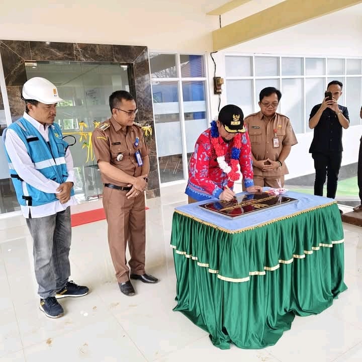 Layanan Publik Diperkuat, Bupati Saiful Resmikan Kantor Kecamatan Marikit