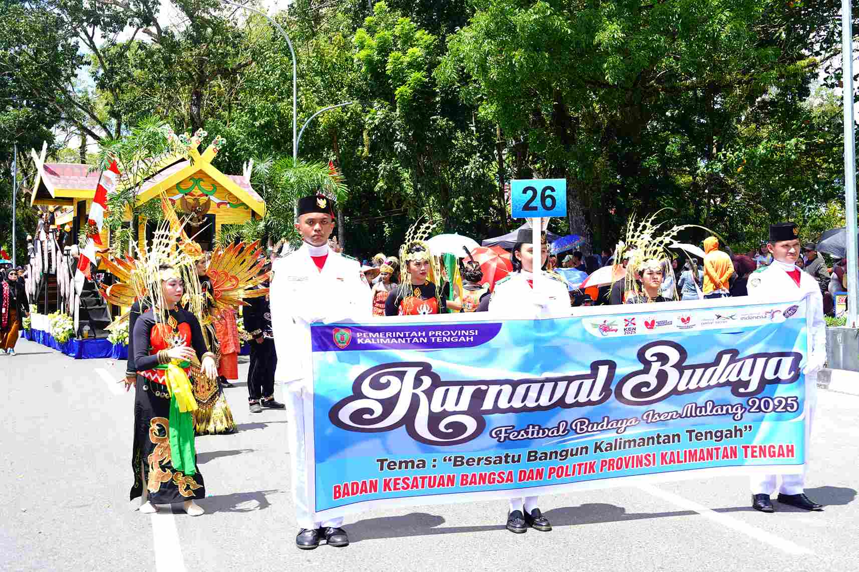 Badan Kesbangpol Angkat Semangat Persatuan Lewat Karnaval FBIM 2025