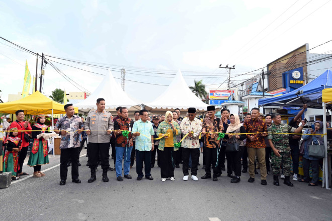 Begoyap Night Market Hadir di Pangkalan Bun, Bupati Dorong UMKM Jadi Motor Ekonomi Daerah