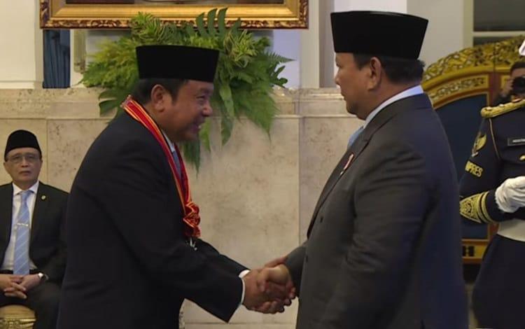 H Abdul Rasyid AS Dianugerahi Bintang Mahaputra Pratama oleh Presiden Prabowo