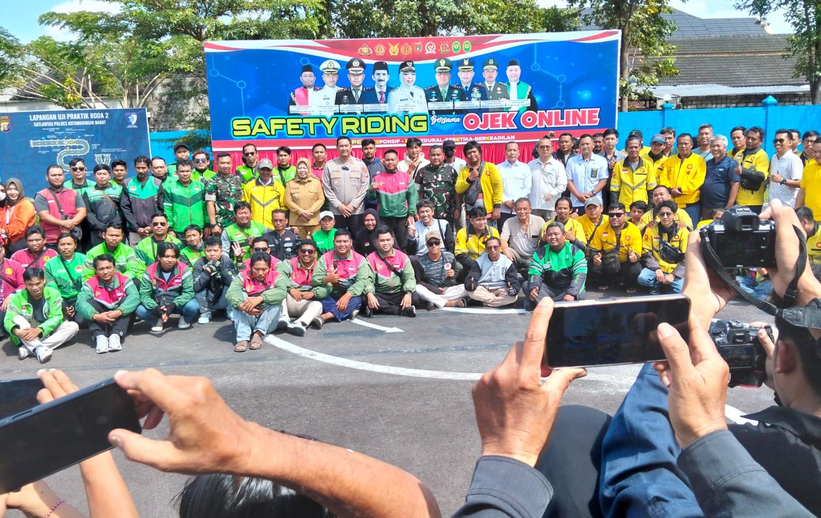 Bupati dan Kapolres Kobar Ajak Ojek Online Jaga Kondusivitas Daerah