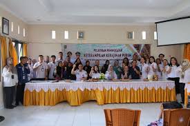 Pemprov Kalteng Dorong Ekonomi Kreatif Lewat Pelatihan Kerajinan Purun