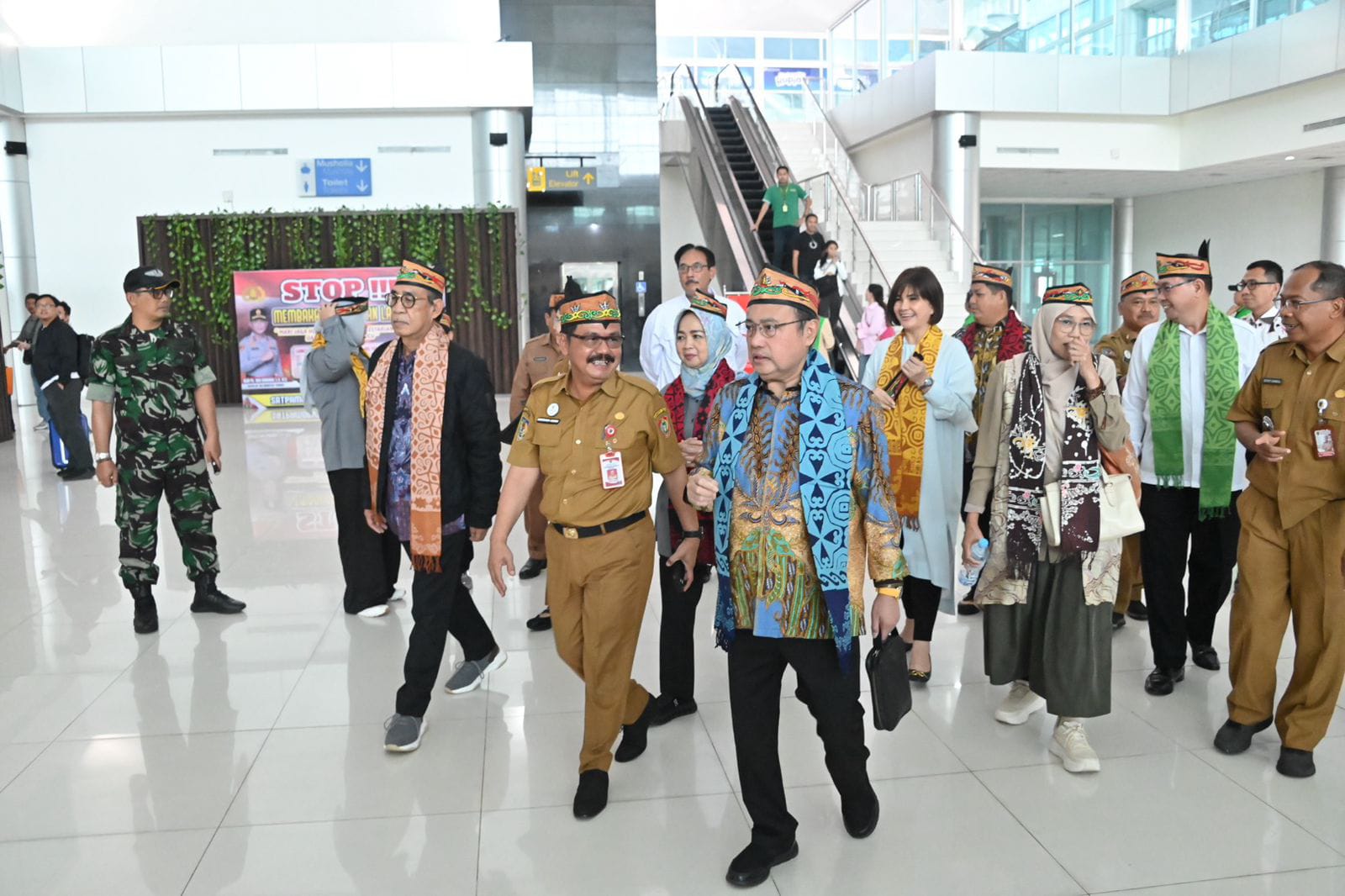 Plt. Asisten Pemkesra Sambut Kunjungan Kerja Tim Komisi IX DPR RI