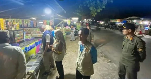 Operasi Malam, Petugas Temukan Jamu Ilegal Berbahan Kimia di Kereng Pangi