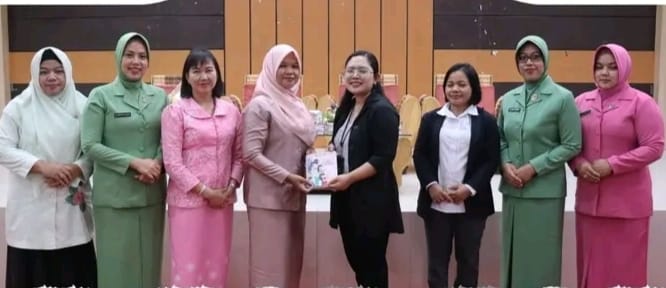 Perempuan Katingan Diajak “Glow Up & Gold Up” Lewat Literasi dan Beauty Class GOW