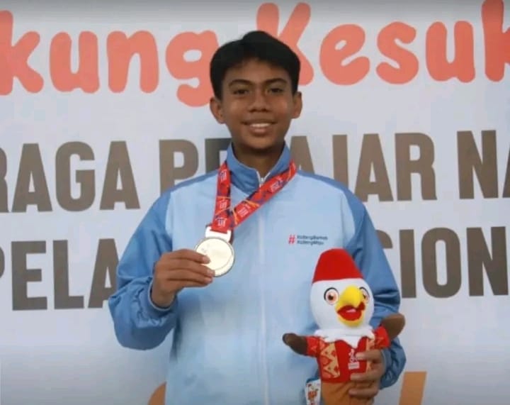 Hebat! Rizki Habibi Raih Medali Perak Taekwondo di POPNAS XVII Jakarta