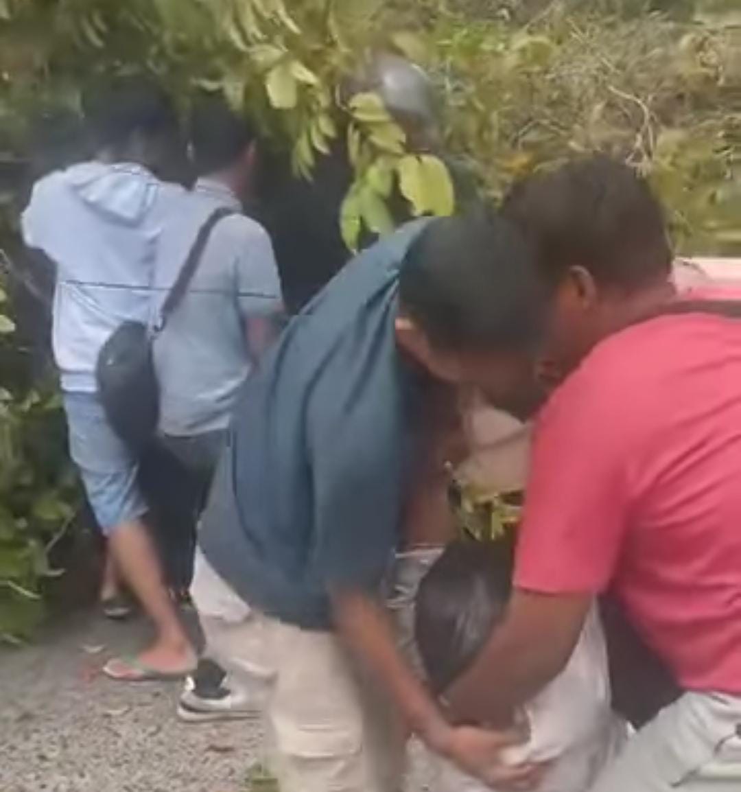 whatsapp image 2025 11 06 at 23.02.54