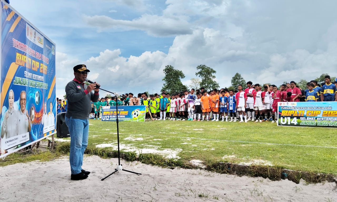 Buka Turnamen Bupati Cup Usia Dini, Wabup Dorong Lahirnya Generasi Emas Sepak Bola Kobar